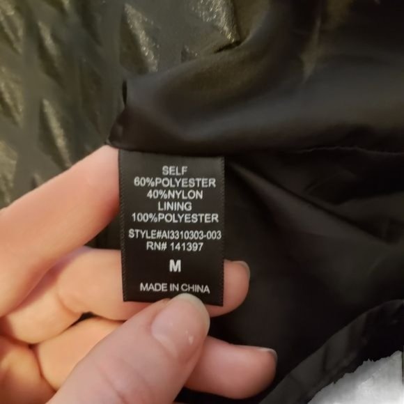 3/$15 Lelis Black Diamond Print Mini Skirt Size Medium - Picture 3 of 6